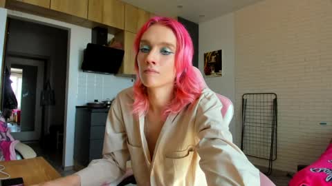 Gaylord online show from March 30, 10:04 am