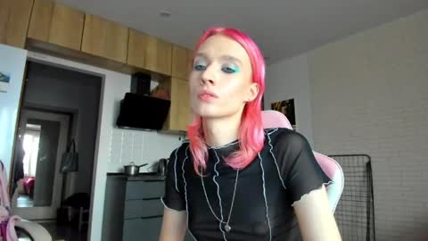 Gaylord online show from April 2, 1:51 pm