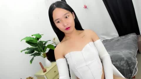 Thea online show from October 24, 2:12 am