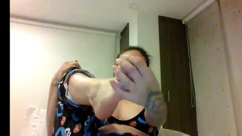 Snapshot of _alyson chatting on September 24, 2:29 am _alyson online show from September 24, 2:29 am