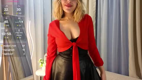 _amymoore_ online show from March 12, 2:04 am