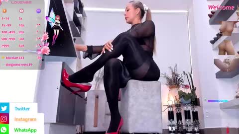 Ana Bolena online show from September 20, 4:10 pm