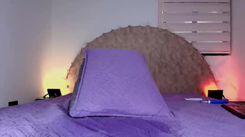 Any online show from November 29, 8:27 pm