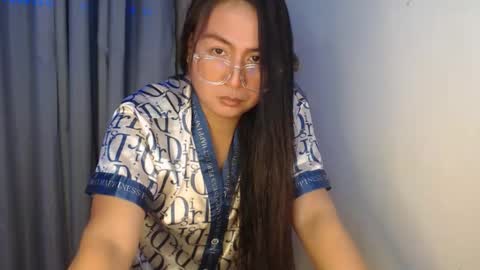 Snapshot of _arah chatting on October 16, 12:16 pm arah online show from October 16, 12:16 pm