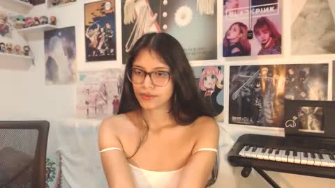 Snapshot of _ariana03_ chatting on October 15, 4:41 pm Ariana online show from October 15, 4:41 pm