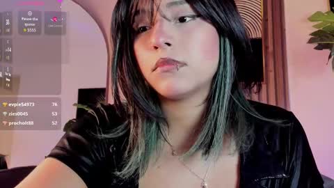   online show from November 13, 1:14 pm