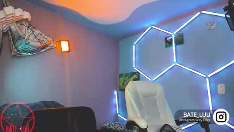 Snapshot of _baterchatur chatting on October 18, 4:27 am Lunita  online show from October 18, 4:27 am