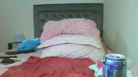 _bigtits online show from December 2, 6:34 am