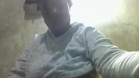 _bobiousqueen online show from December 1, 4:16 pm