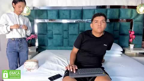 _bonnyandclyde online show from January 16, 12:58 pm