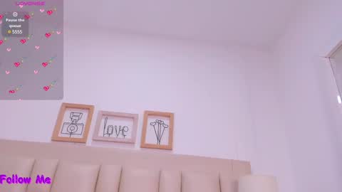 Brenda  online show from March 11, 10:53 pm