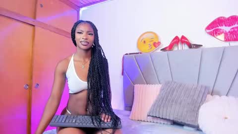 Briana Fox online show from July 1, 1:31 pm