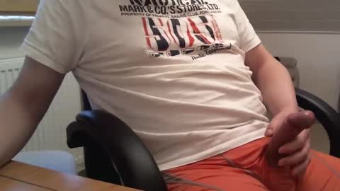 Uwe online show from January 5, 1:04 pm