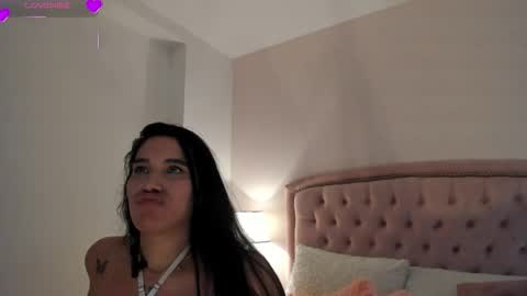 cailyn  online show from November 14, 10:33 pm