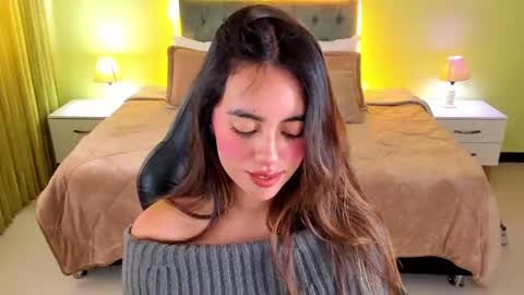 Charlote online show from September 16, 8:12 pm