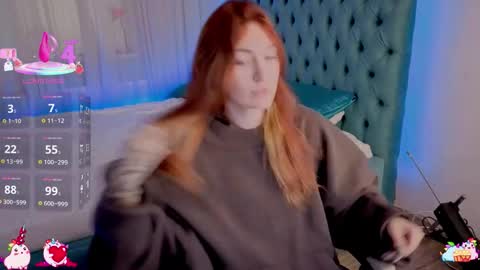 Alisa NO NUDE online show from October 19, 10:53 am