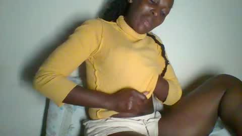 clara online show from March 12, 6:32 pm