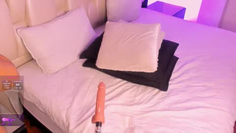     online show from February 20, 9:06 pm