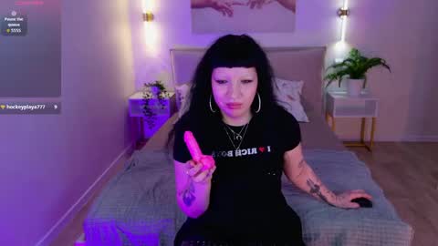 Anna online show from April 18, 11:27 pm