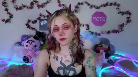 Kate online show from May 13, 10:30 pm