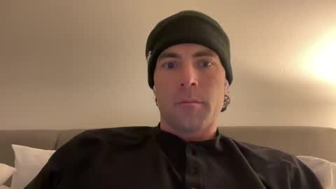 Snapshot of _dirty_daddy_1 chatting on December 8, 3:07 am _dirty_daddy_1 online show from December 8, 3:07 am