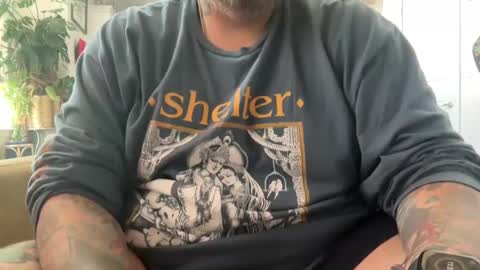 _downdaroad online show from January 8, 5:37 pm