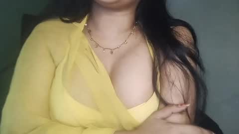 _dreamgirl_0 online show from April 19, 10:05 am