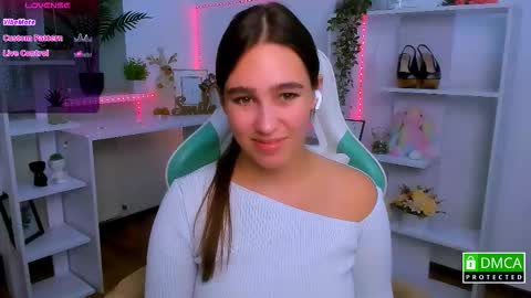 Lizzy  online show from November 26, 11:34 pm