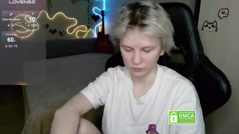 chloue and Gretta online show from January 31, 8:06 pm