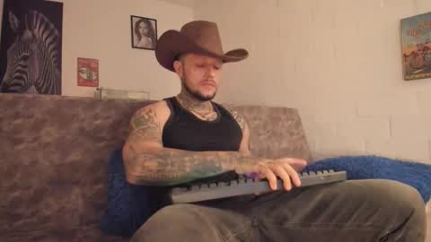 Emilio online show from November 21, 9:29 am