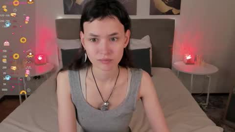 Snapshot of _emily__strike_ chatting on October 12, 10:08 am _emily__strike_ online show from October 12, 10:08 am