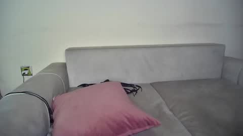 Emma Sugar online show from October 28, 2:01 am