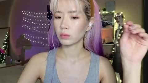 EveEva online show from January 17, 8:39 pm