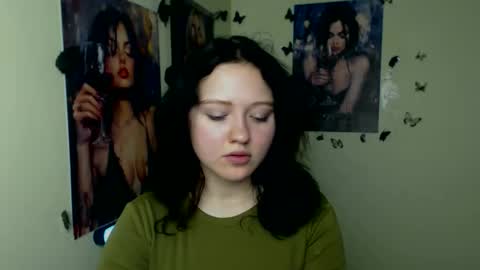 Alice online show from November 10, 7:00 am