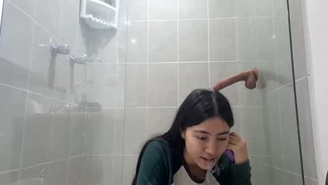 SKY online show from February 1, 7:02 pm