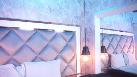 _giggy online show from February 15, 11:42 am