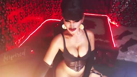 Snapshot of _hailyourqueenx chatting on December 21, 1:15 am GoDDess  Chloe online show from December 21, 1:15 am