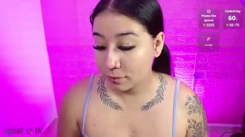 Snapshot of _hooly chatting on January 30, 2:47 pm CATALINA G online show from January 30, 2:47 pm