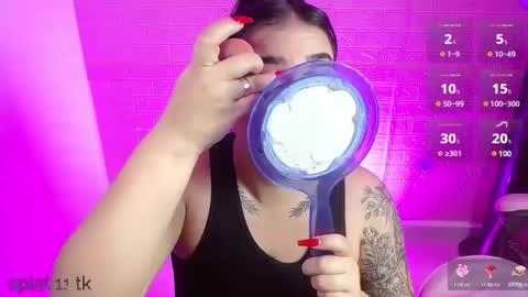 Snapshot of _hooly chatting on February 4, 12:44 pm CATALINA G online show from February 4, 12:44 pm