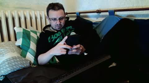 Manuel online show from November 23, 1:53 pm