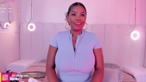 Darlis  online show from November 1, 6:51 pm