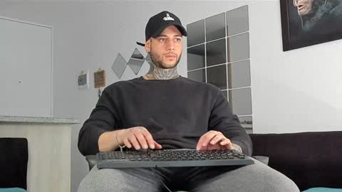 jeison online show from February 1, 7:13 pm