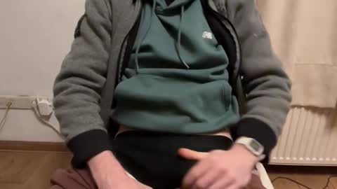 _jefff__ online show from February 7, 11:52 pm