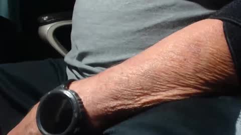 Snapshot of _jimmini chatting on September 23, 2:44 pm _jimmini online show from September 23, 2:44 pm