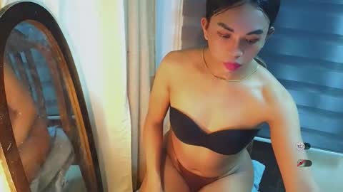 _karie_ online show from May 16, 3:58 am