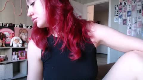Snapshot of _katemiller_ chatting on October 18, 8:51 am katemiller online show from October 18, 8:51 am
