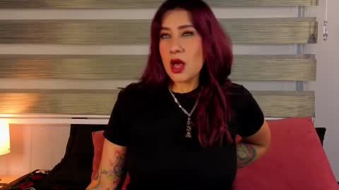 kelly online show from November 25, 12:59 pm