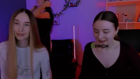 _kellykitten_ online show from April 21, 7:59 am