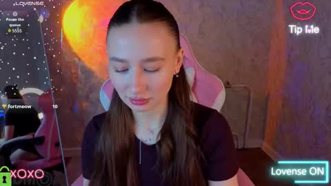 Kiki online show from February 25, 2:04 am