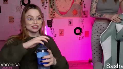 _kitekat_ online show from November 13, 1:03 pm